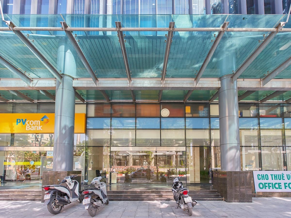 Cửa tòa nhà SISC Tower